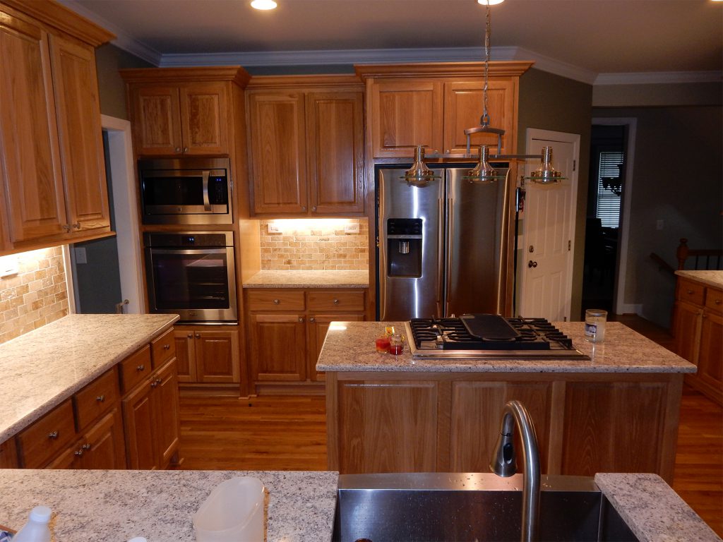 Kitchen Remodeling White Oak Cabinets Granite Counter Top Travertine Backsplash