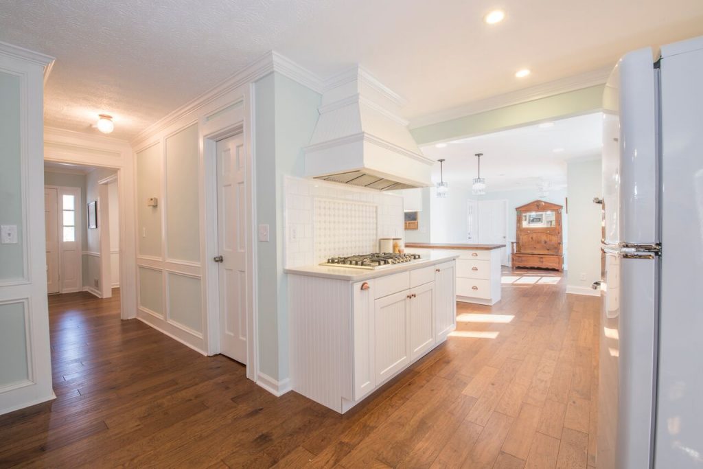 Cooktop Hood for New Kitchen